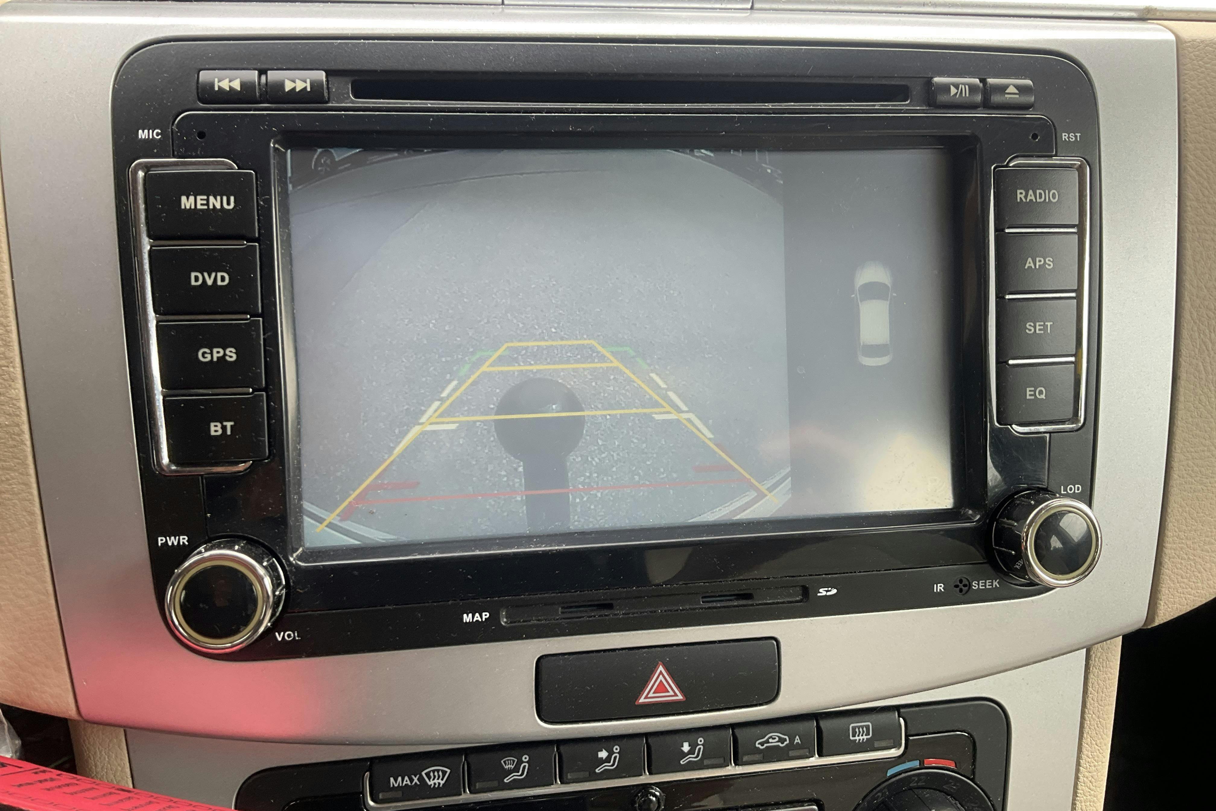 Vehicle Image 11
