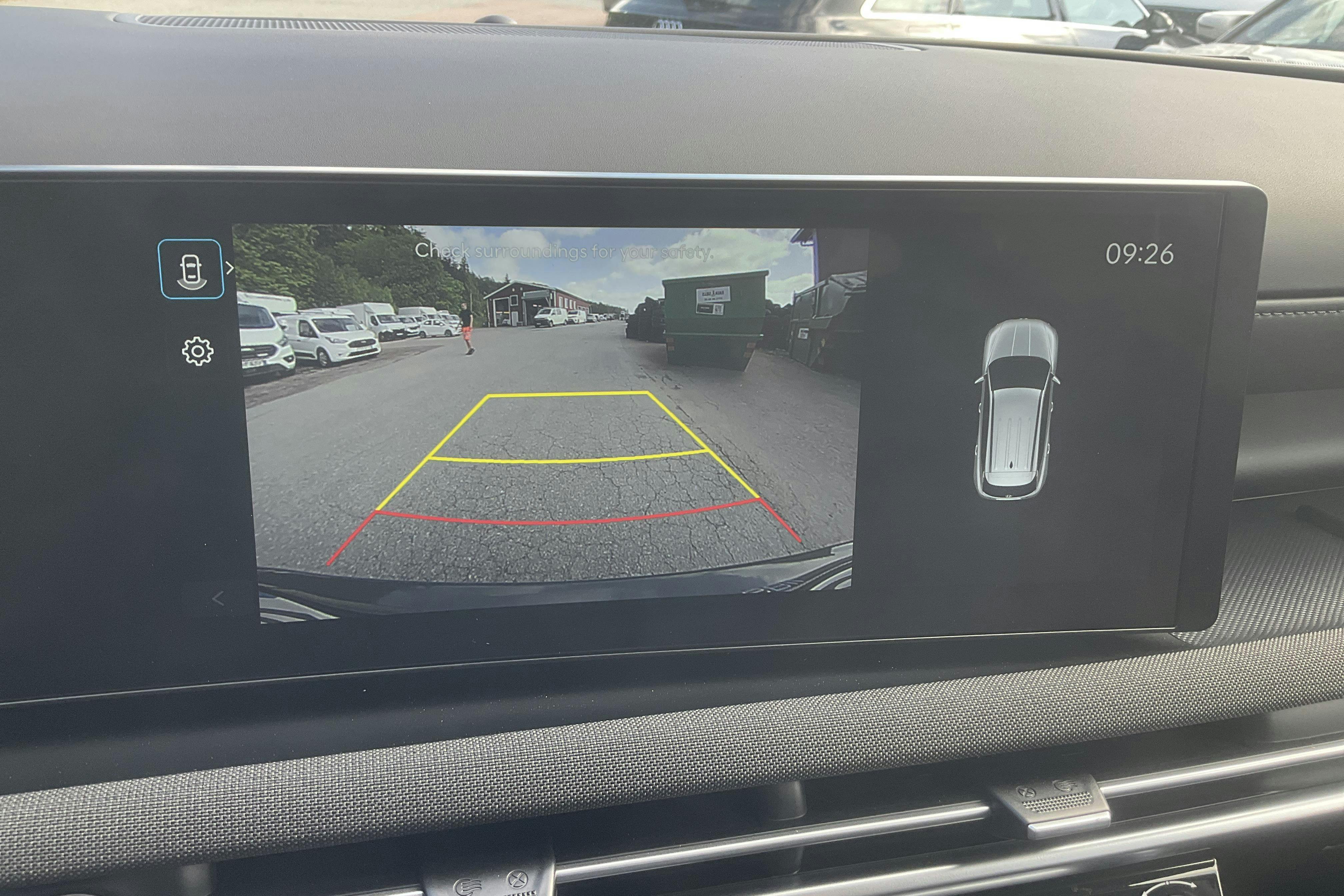 Vehicle Image 11