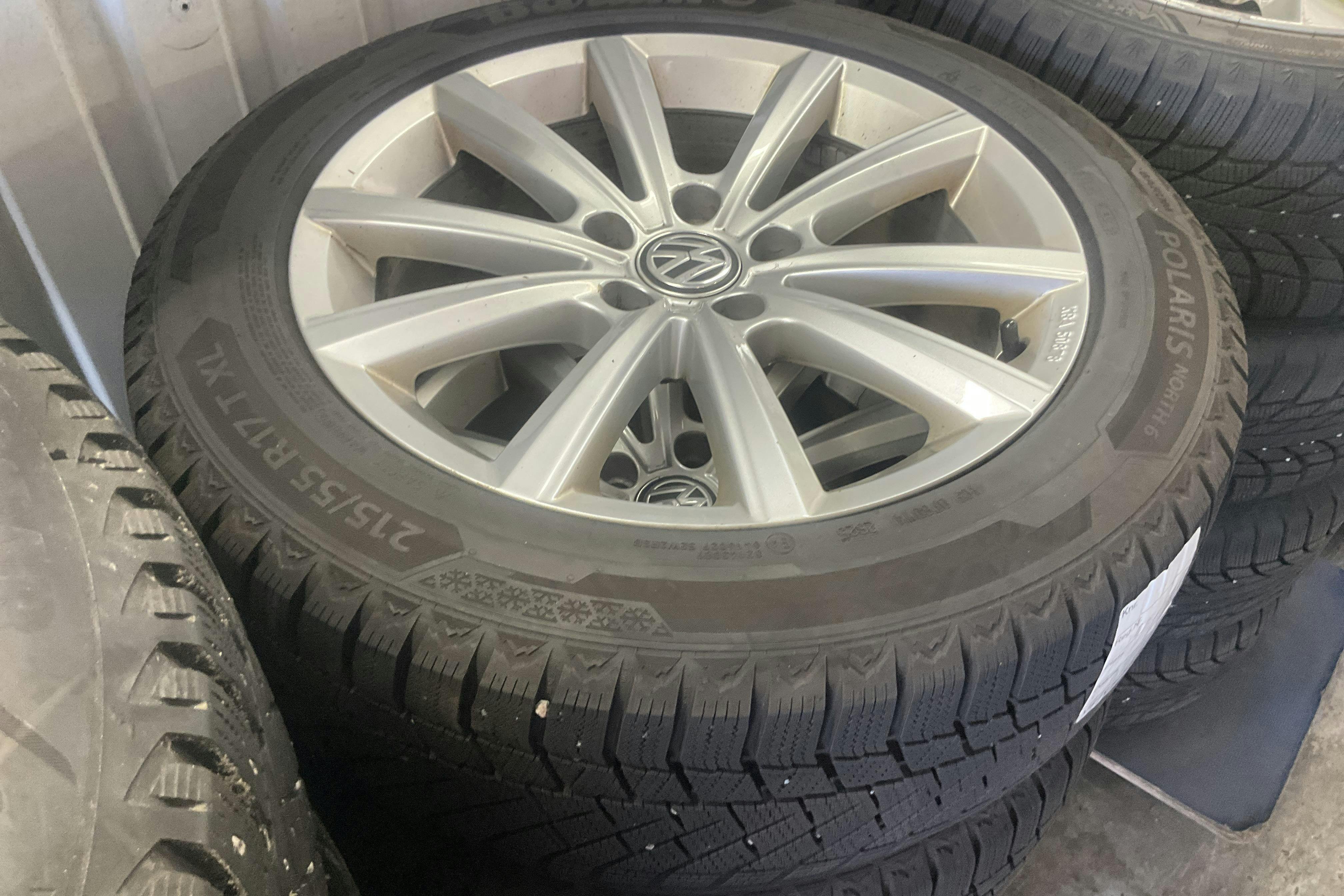 Vehicle Image 15