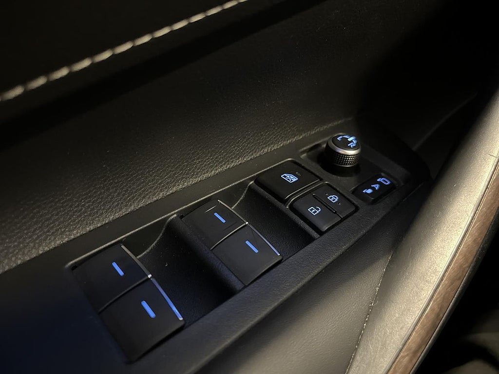 Vehicle Image 23