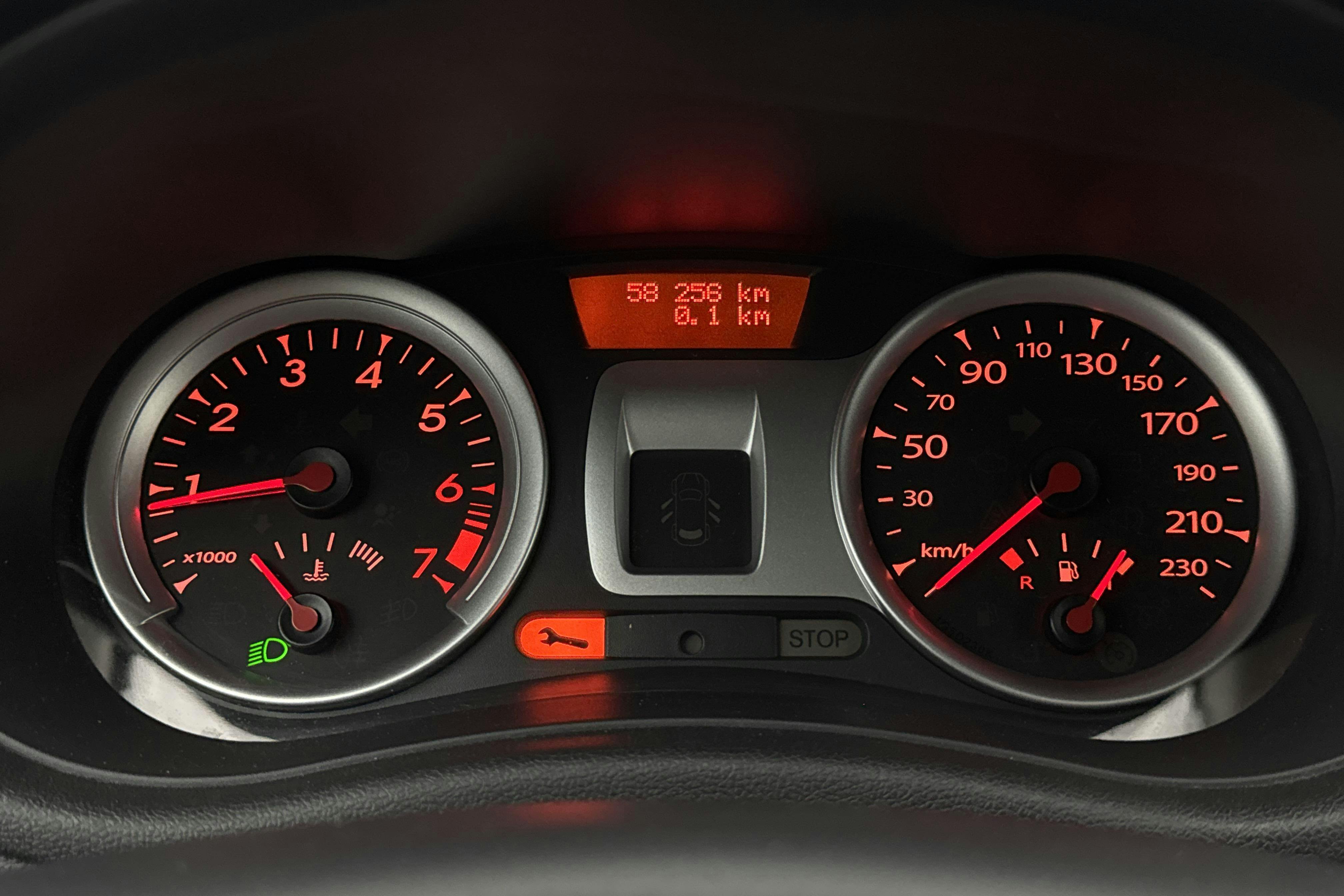 Vehicle Image 10