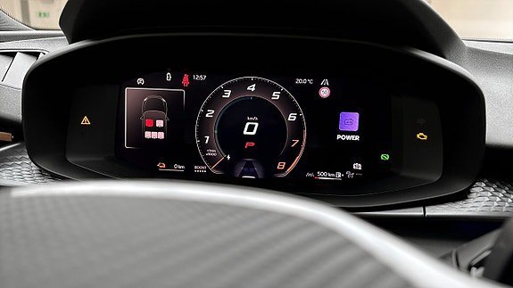 Vehicle Image 12