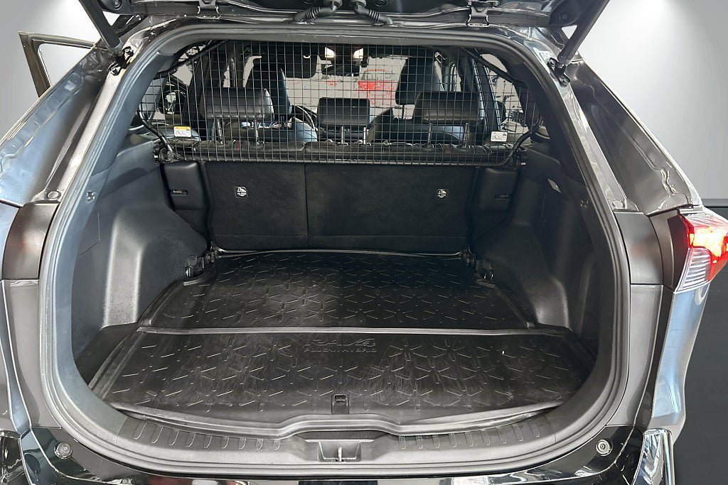 Vehicle Image 17