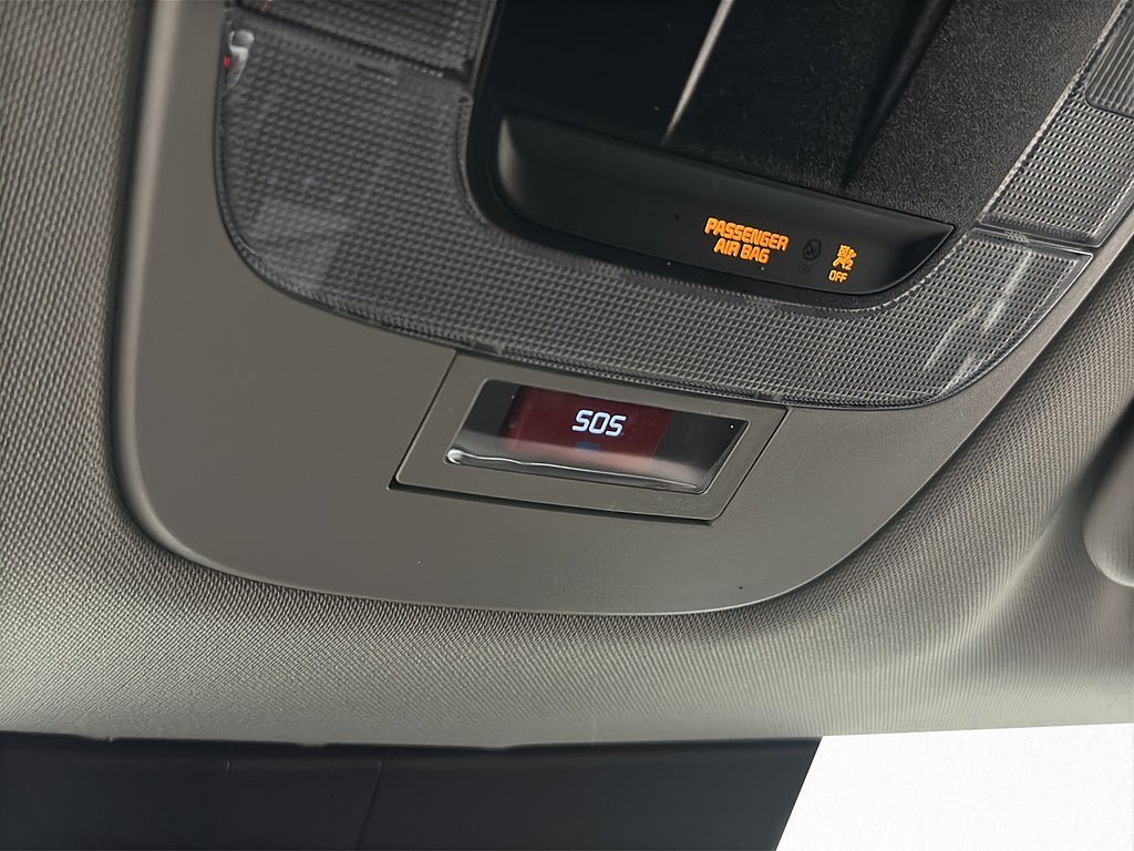 Vehicle Image 30