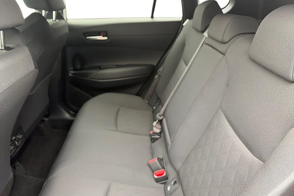 Vehicle Image 15