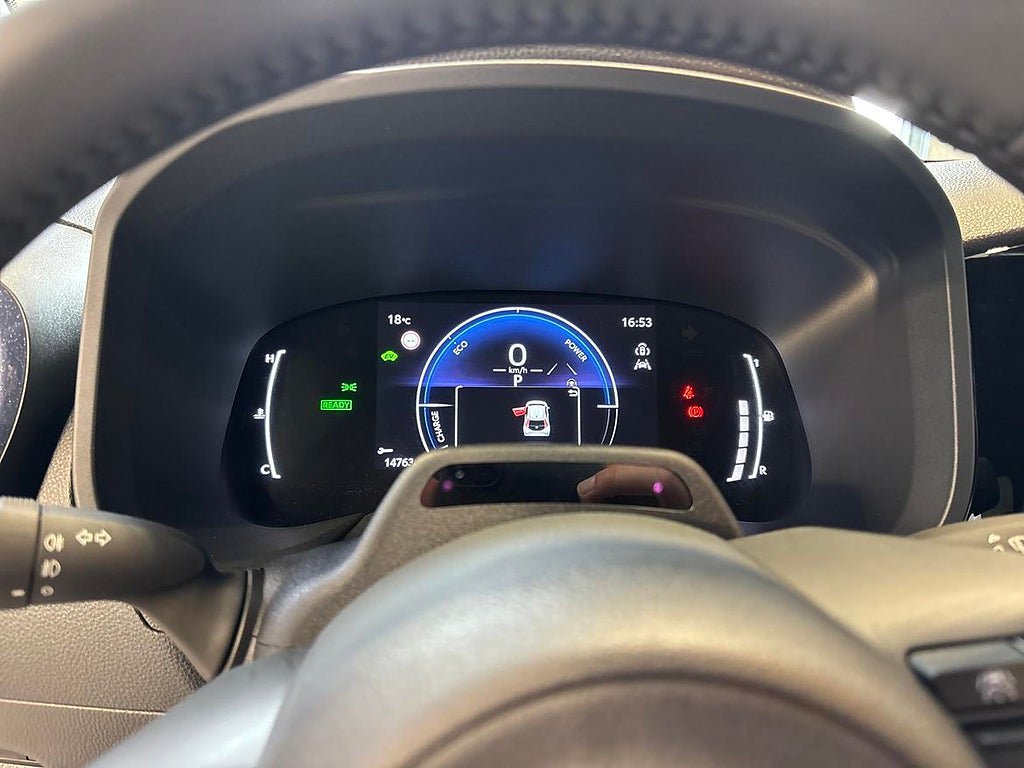 Vehicle Image 15