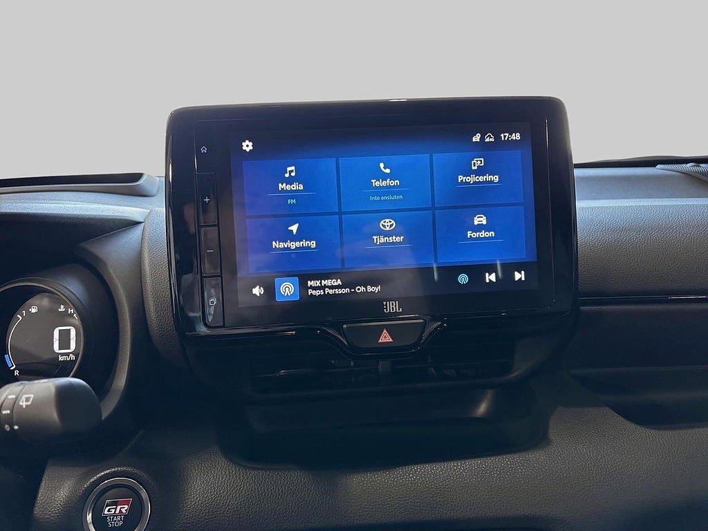 Vehicle Image 33