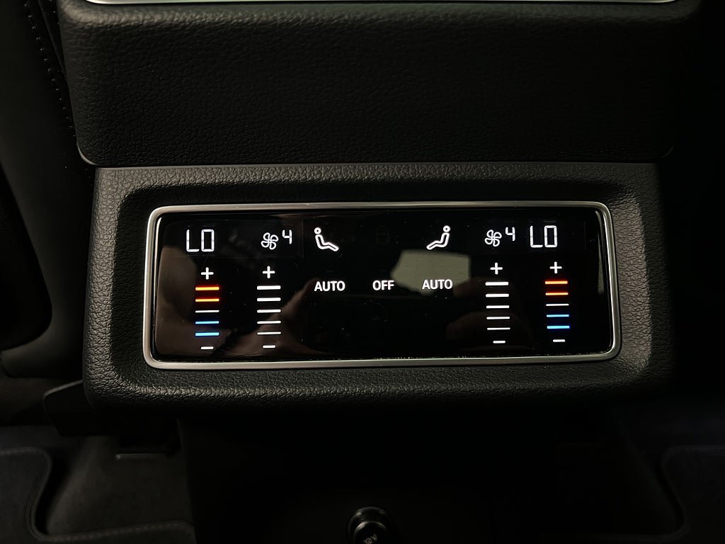 Vehicle Image 27