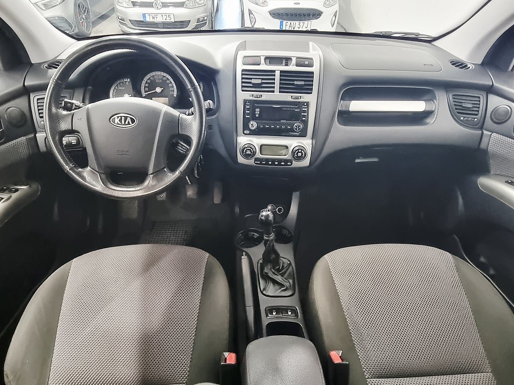 Vehicle Image 11