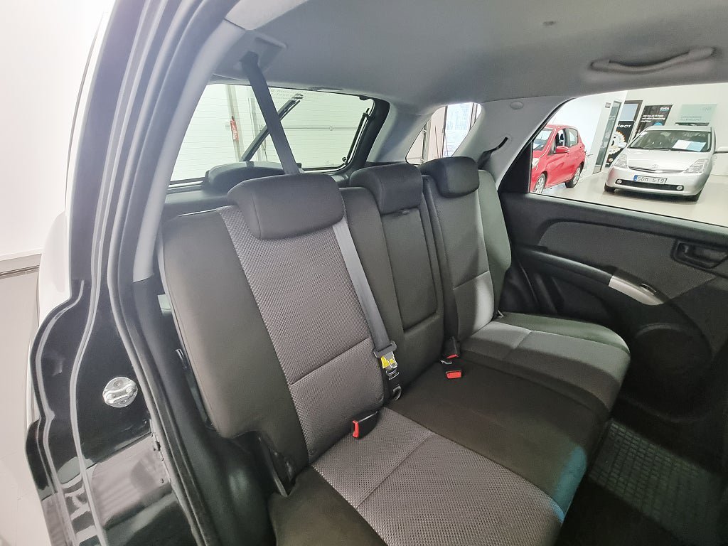 Vehicle Image 19