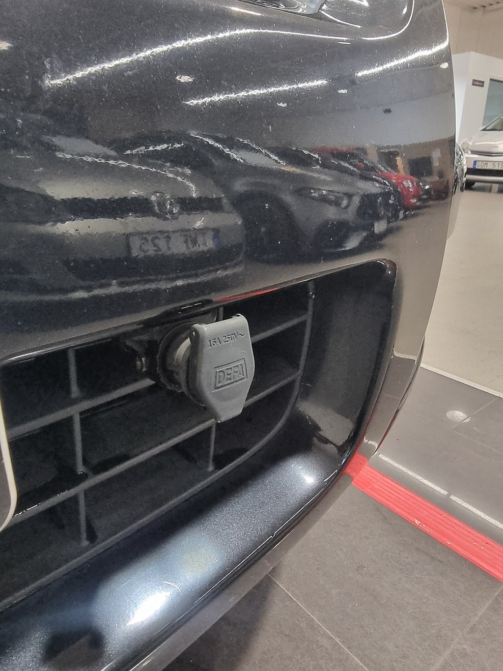 Vehicle Image 21