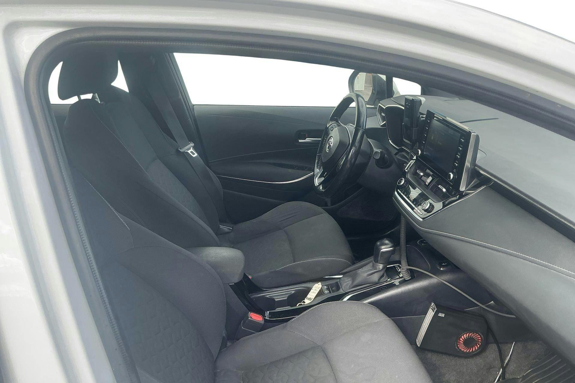 Vehicle Image 7