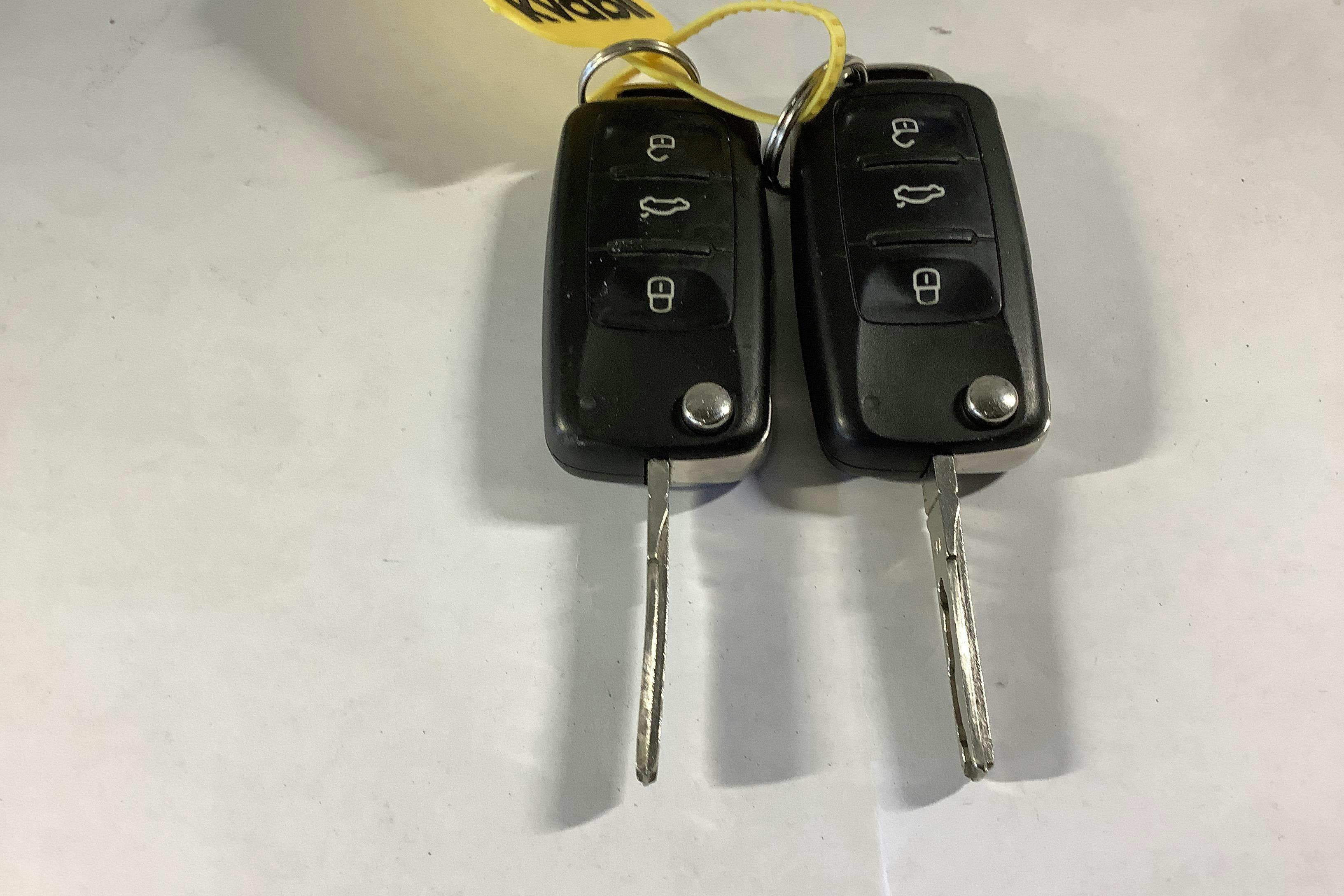 Vehicle Image 14
