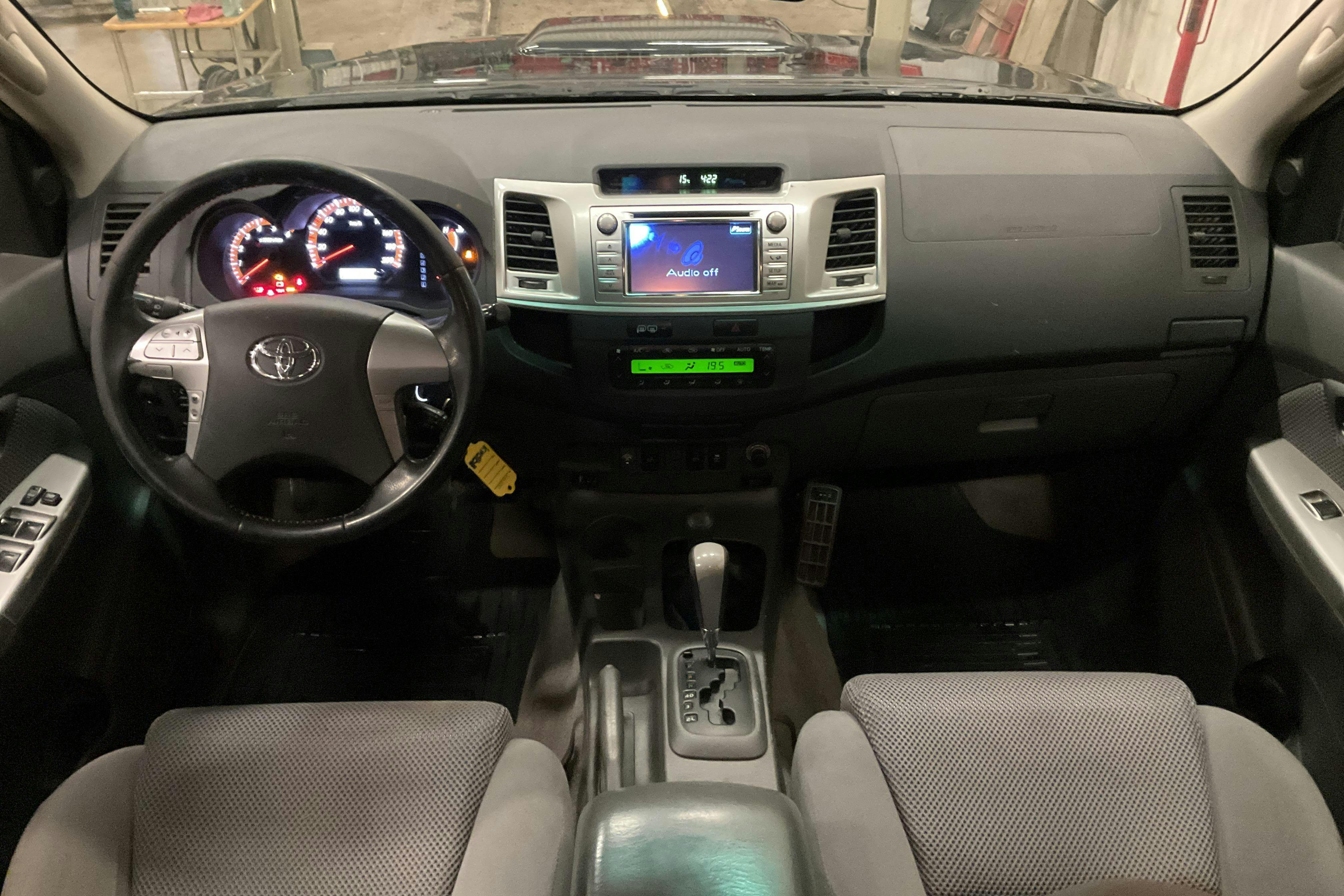 Vehicle Image 11