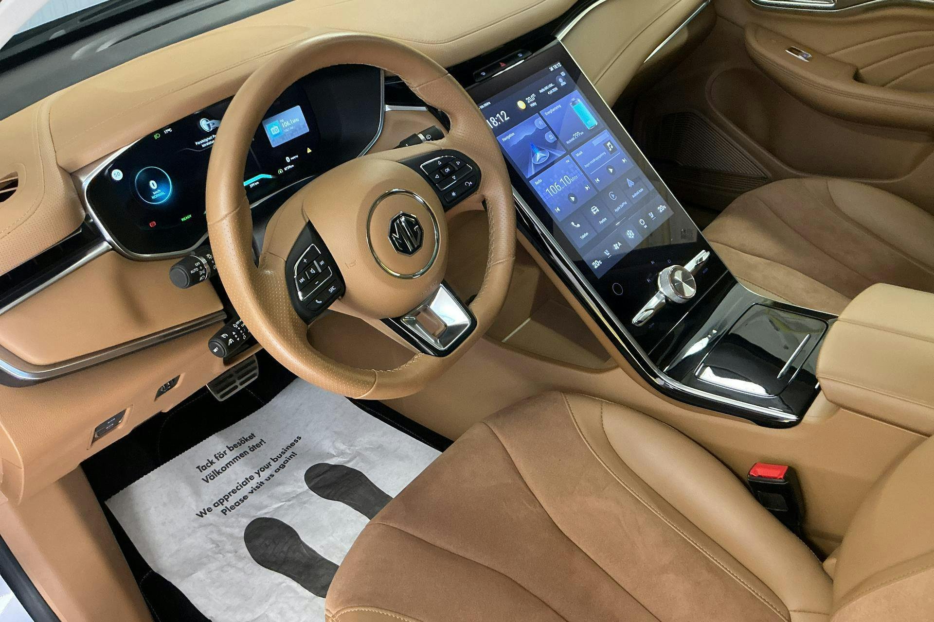Vehicle Image 18