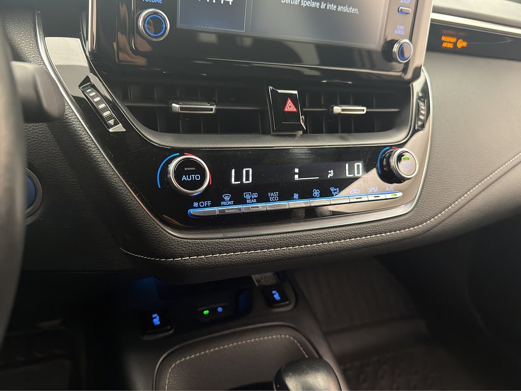 Vehicle Image 18