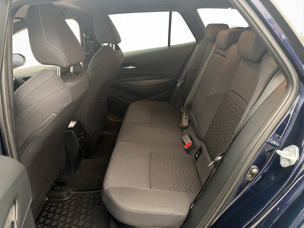 Vehicle Image 22