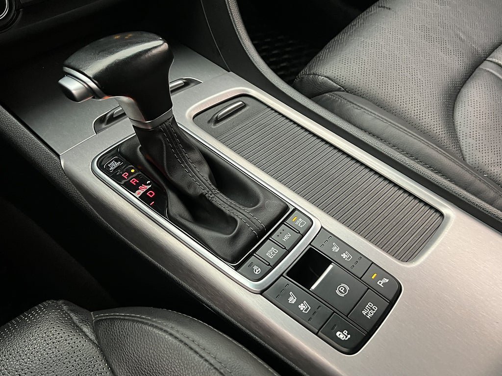 Vehicle Image 24
