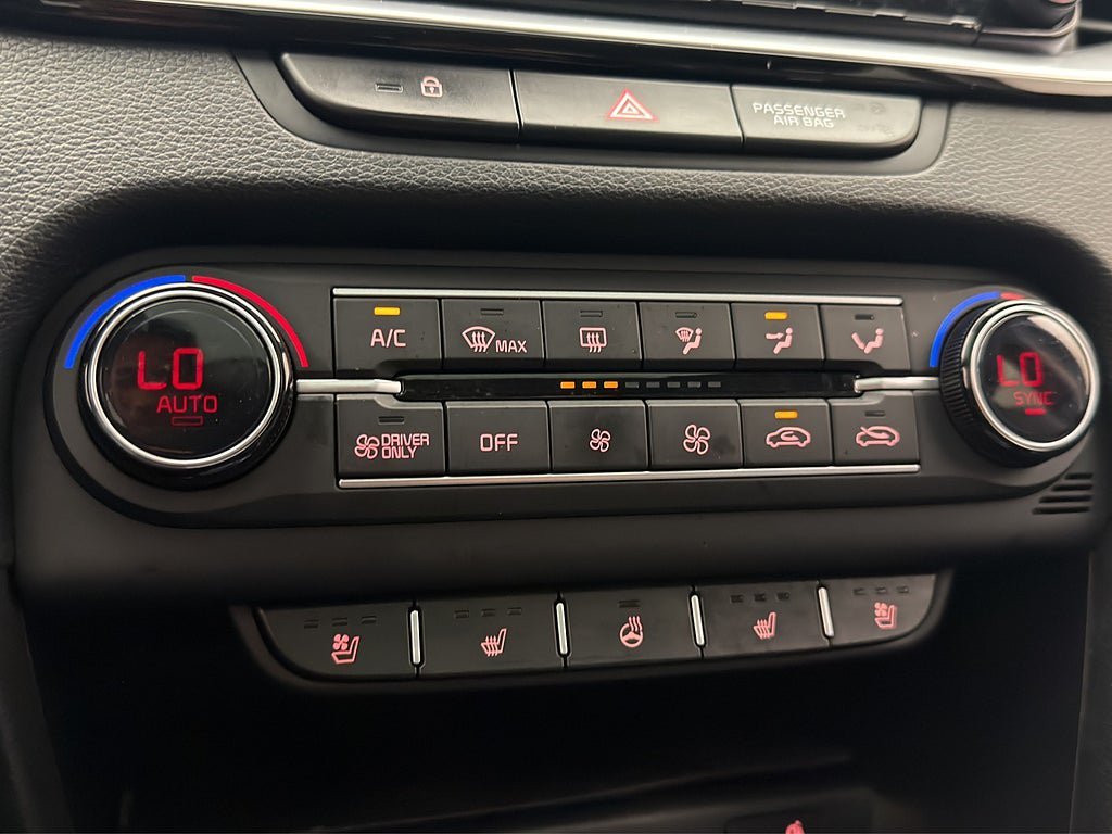 Vehicle Image 26