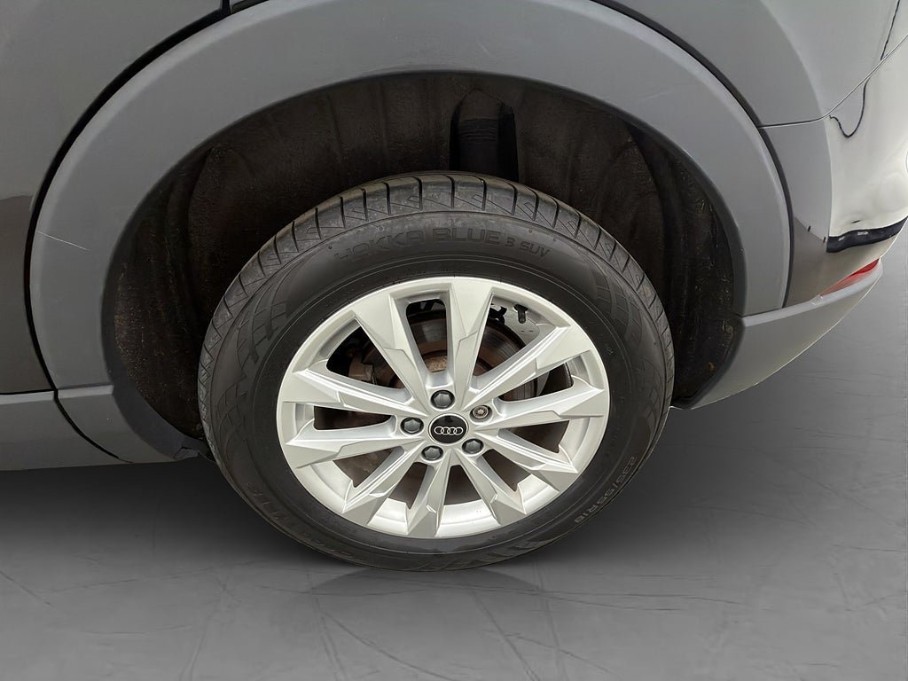 Vehicle Image 31