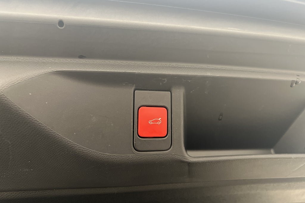 Vehicle Image 24
