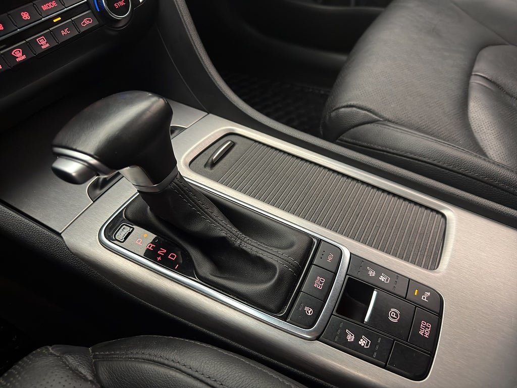 Vehicle Image 23