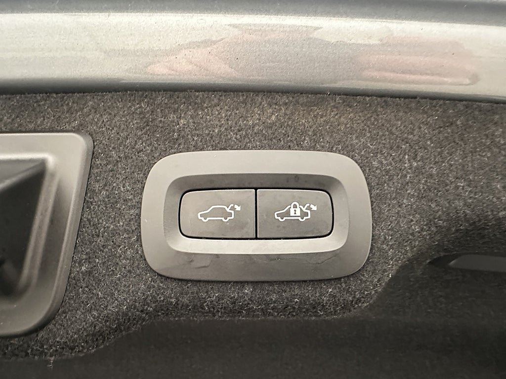 Vehicle Image 29