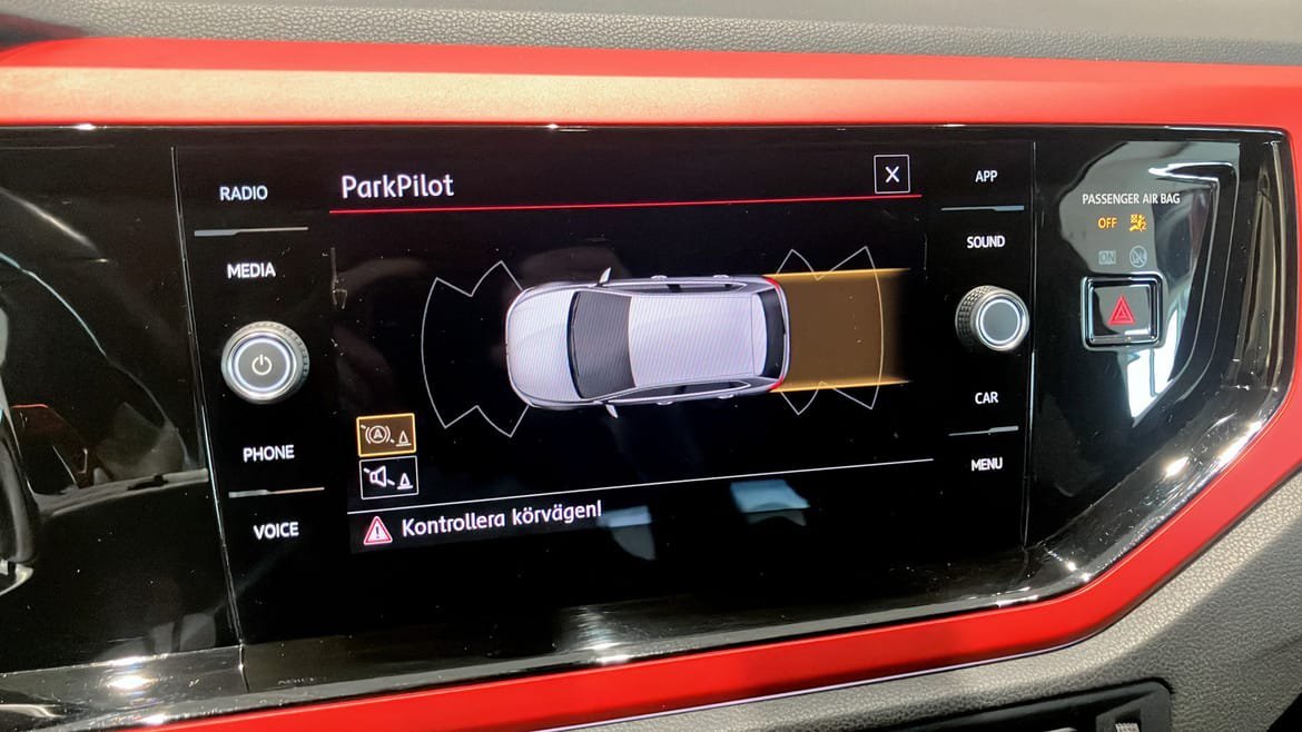 Vehicle Image 16