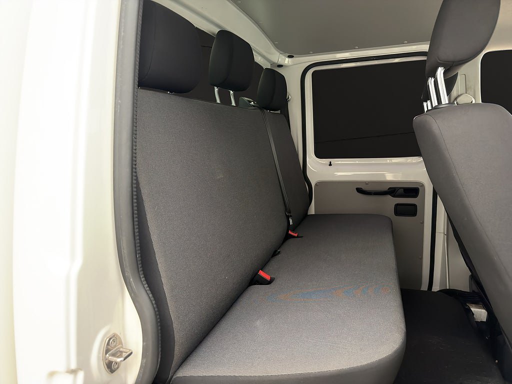 Vehicle Image 26