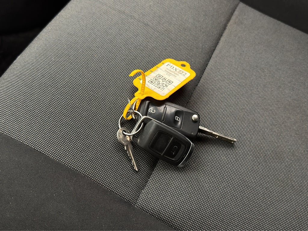 Vehicle Image 30