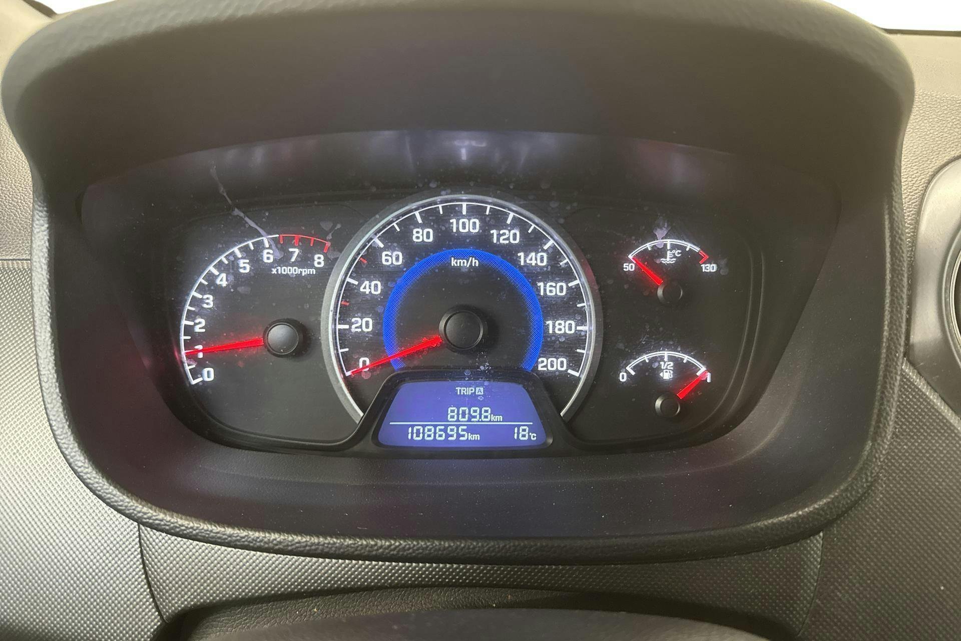 Vehicle Image 11