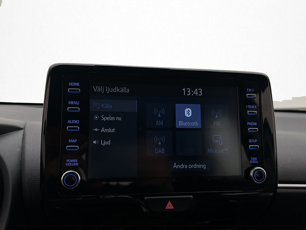 Vehicle Image 17