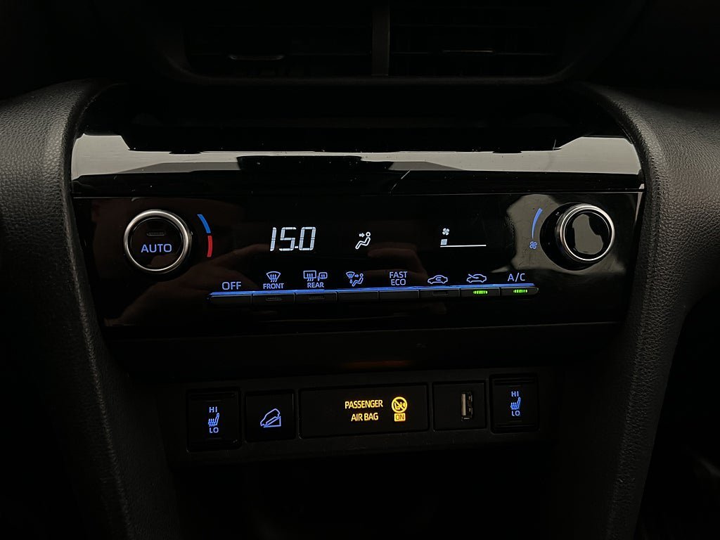 Vehicle Image 18
