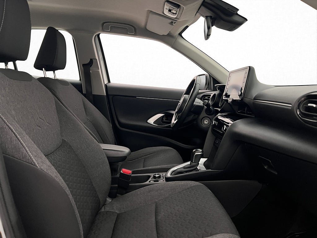Vehicle Image 21