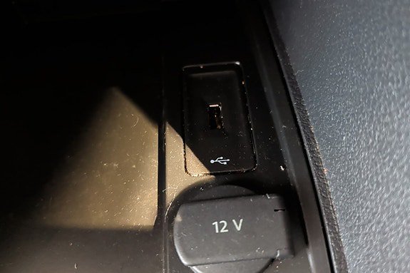 Vehicle Image 24