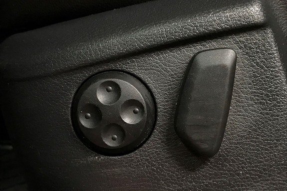 Vehicle Image 26