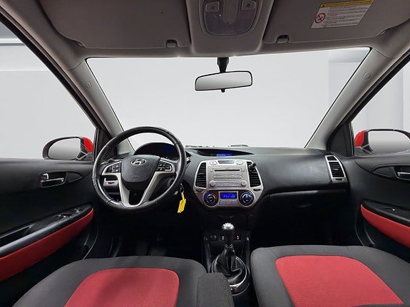 Vehicle Image 11
