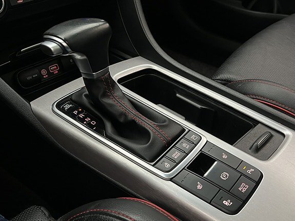 Vehicle Image 24