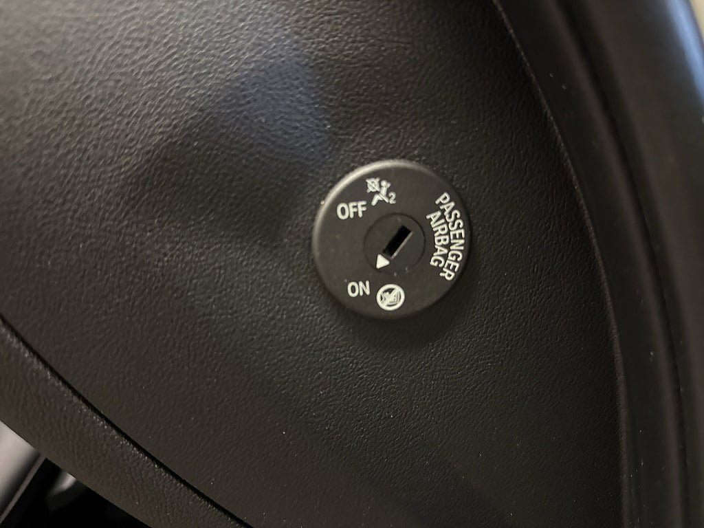 Vehicle Image 24
