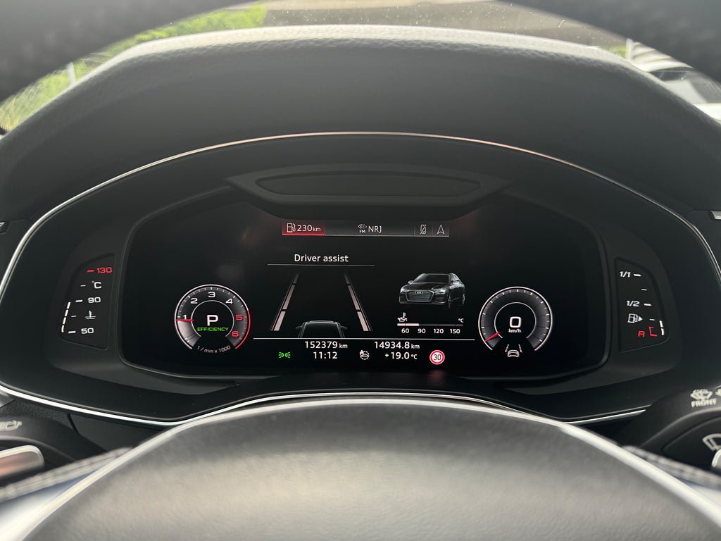 Vehicle Image 17