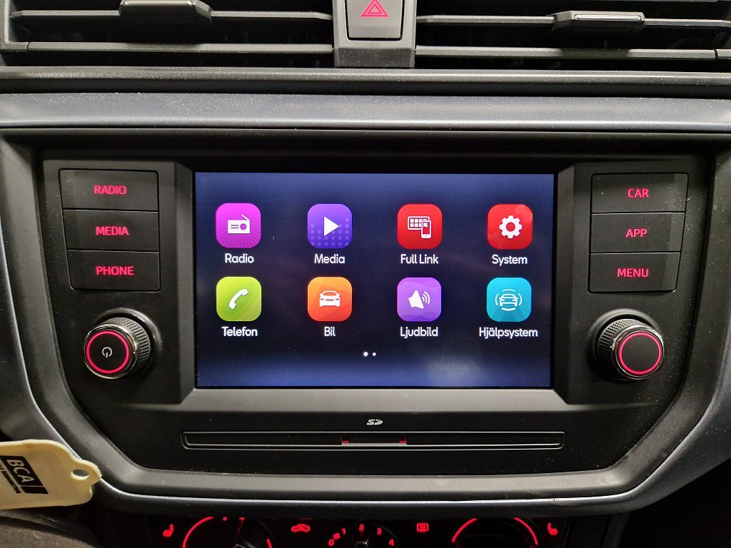 Vehicle Image 13