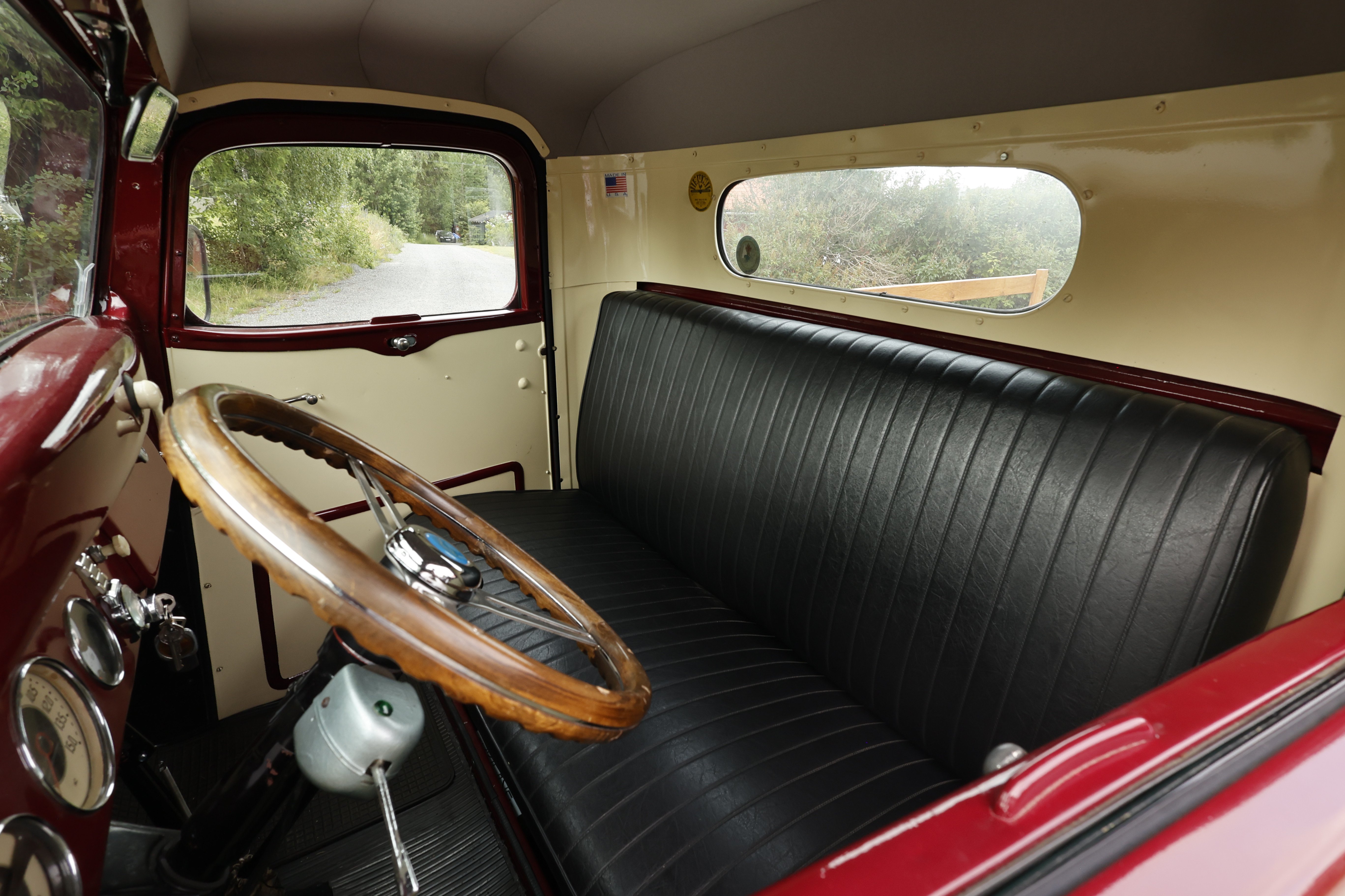 Vehicle Image 33