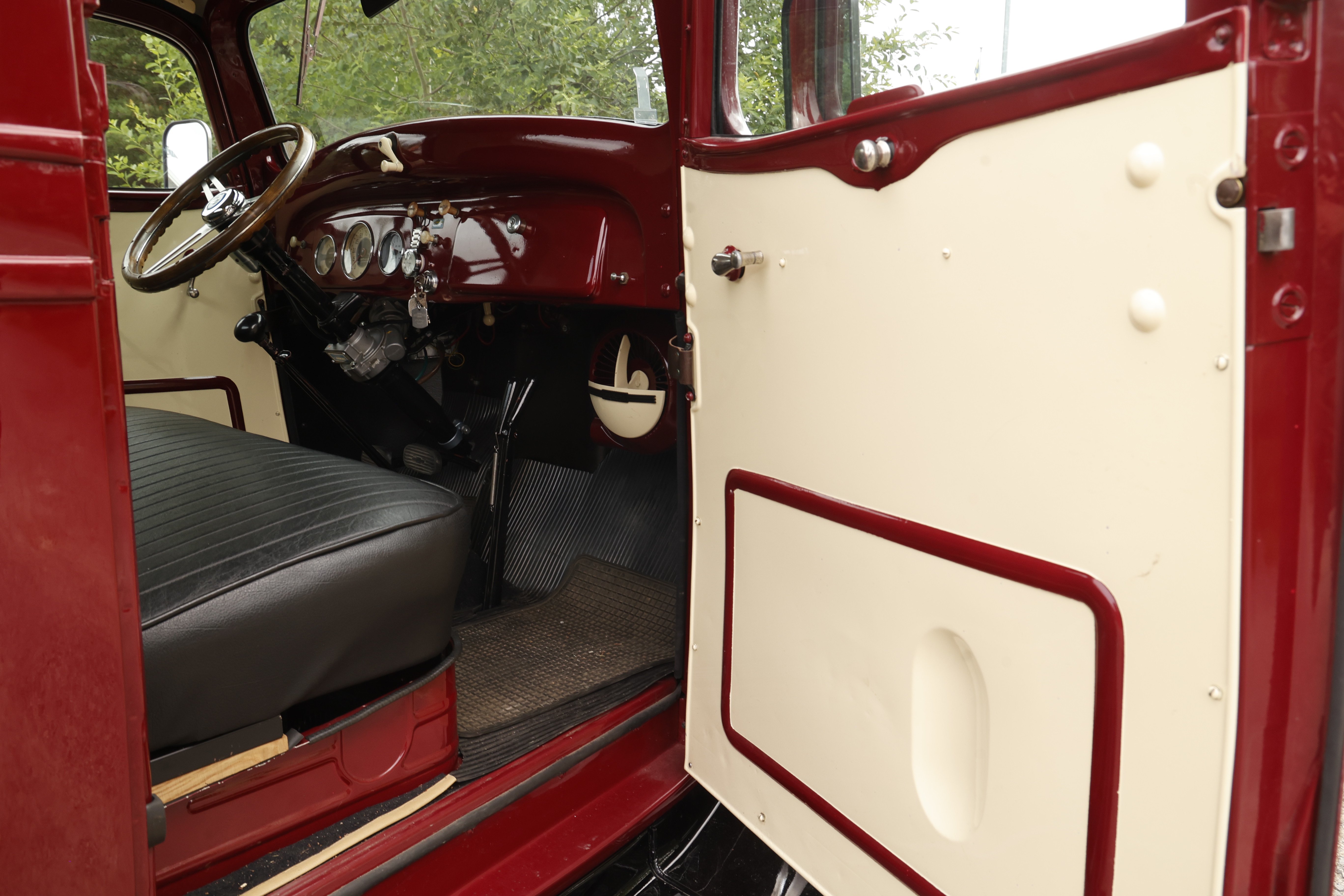Vehicle Image 35