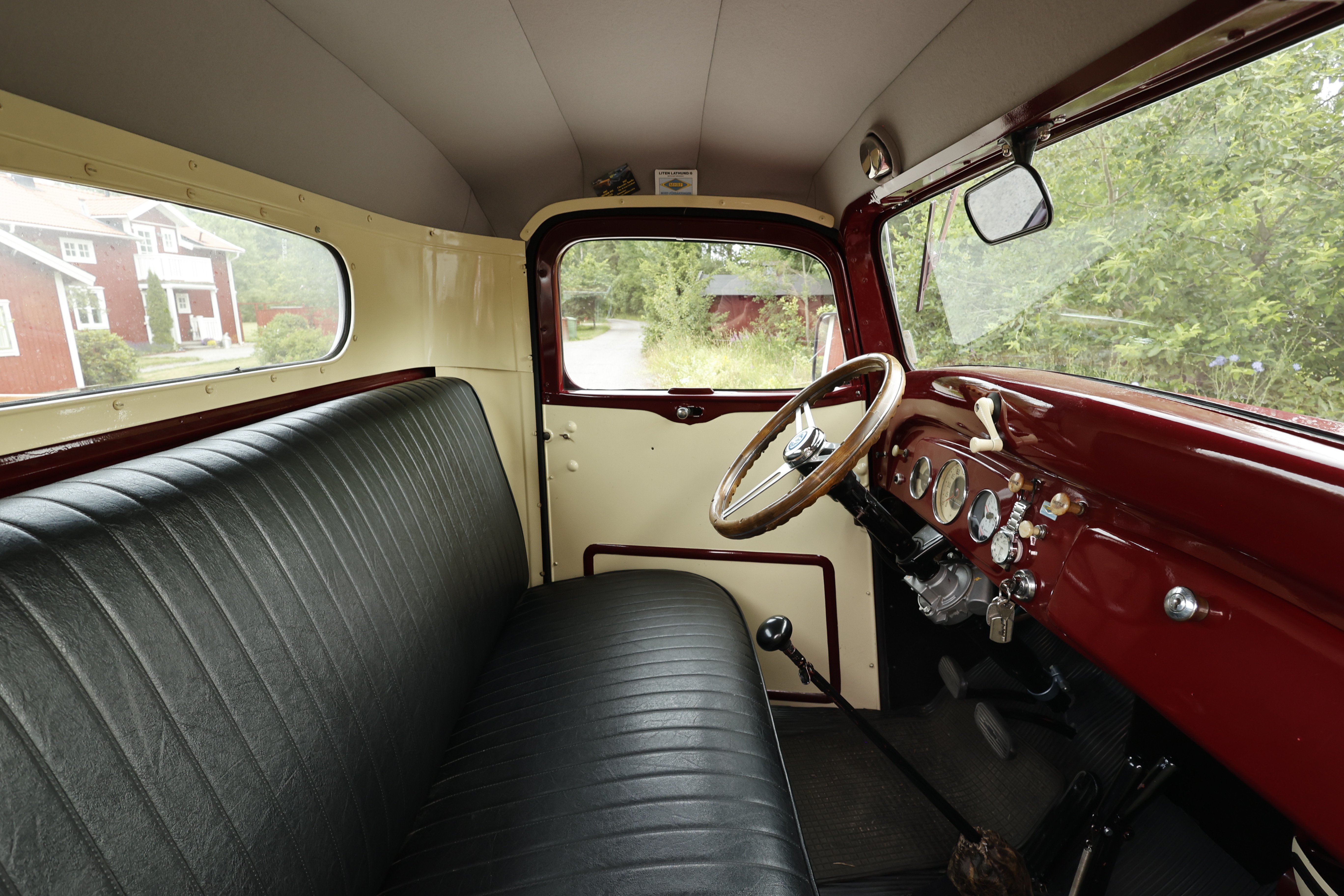 Vehicle Image 36