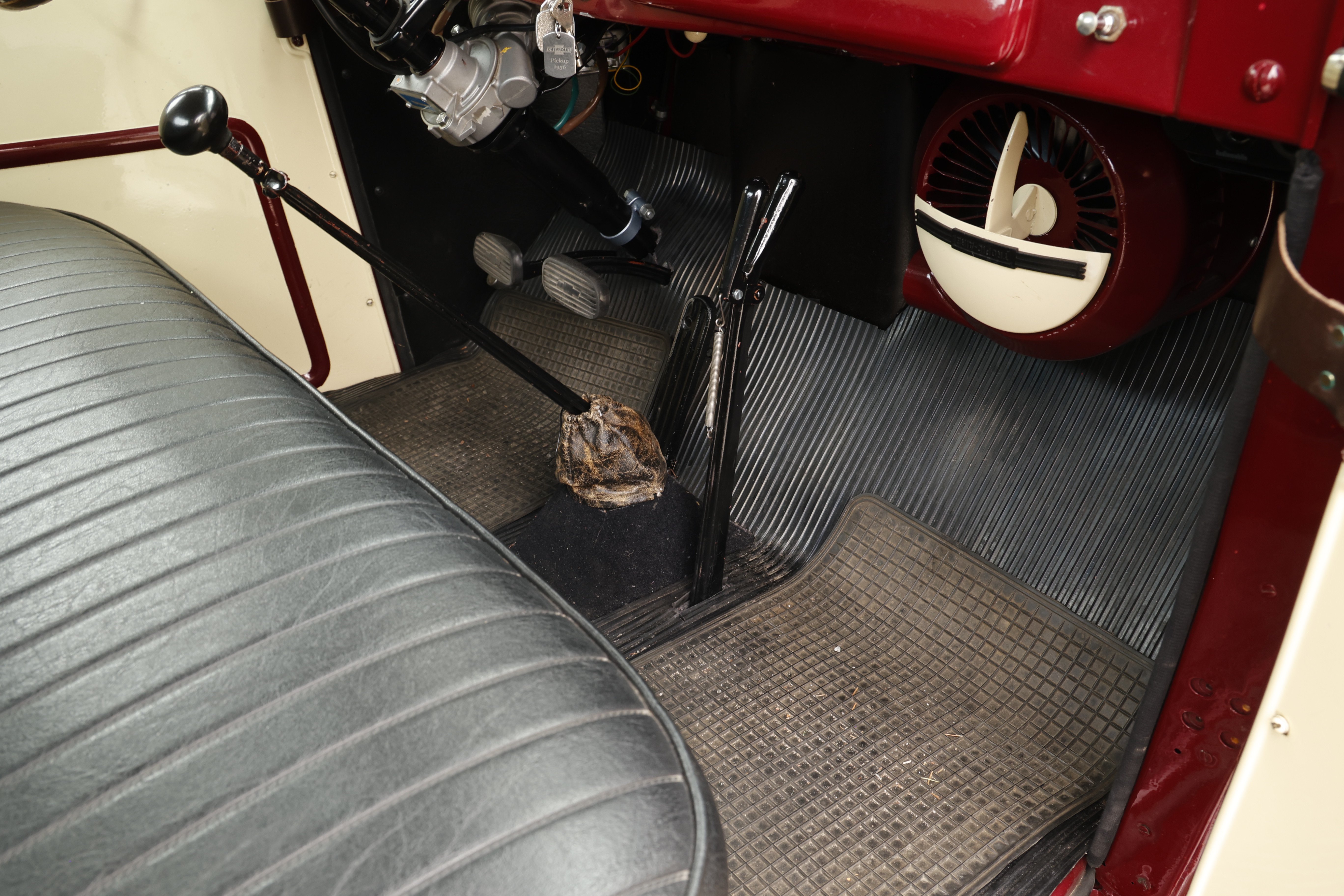 Vehicle Image 38