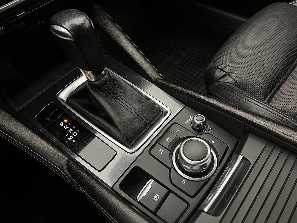 Vehicle Image 23