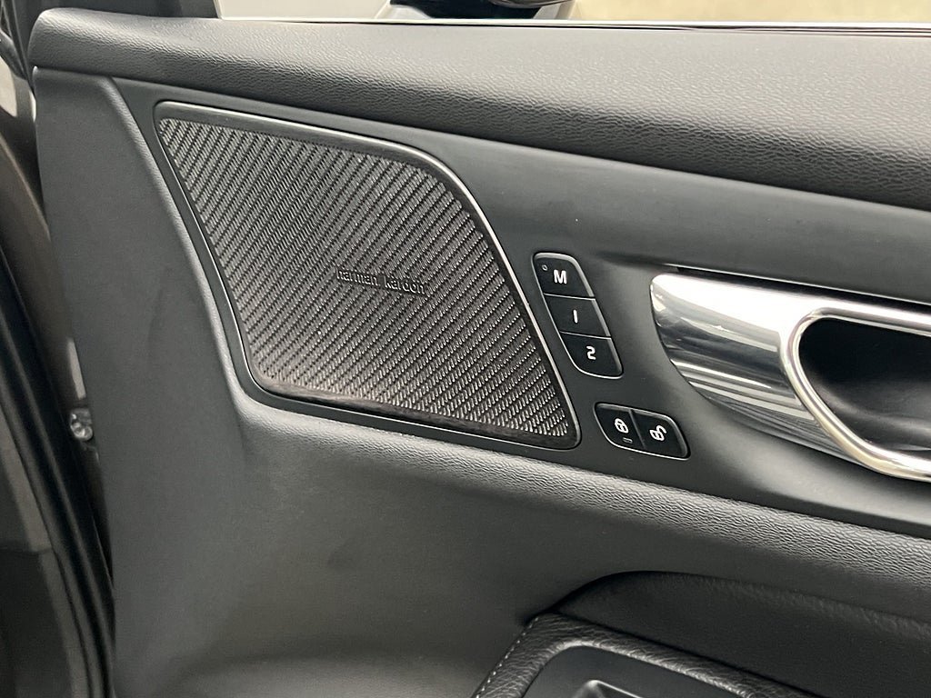 Vehicle Image 29