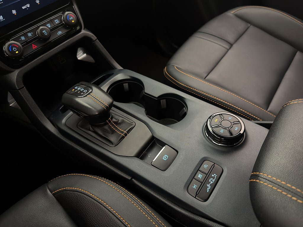 Vehicle Image 28