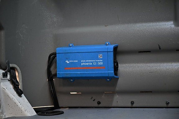 Vehicle Image 12