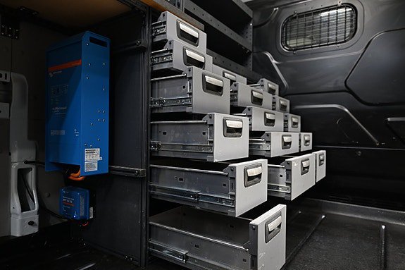 Vehicle Image 9